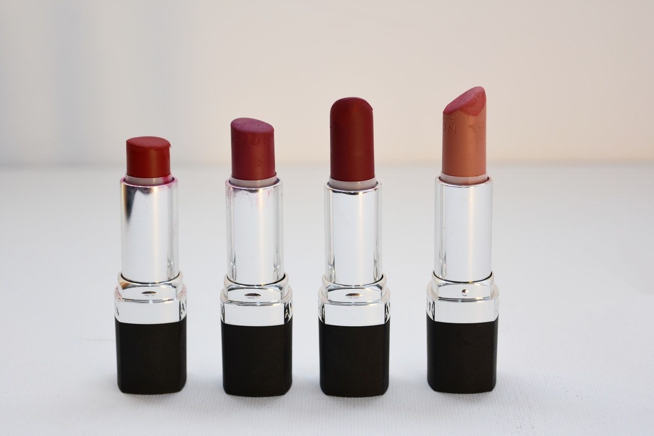 about us 1 assorted cosmetics lipsticks 1625037